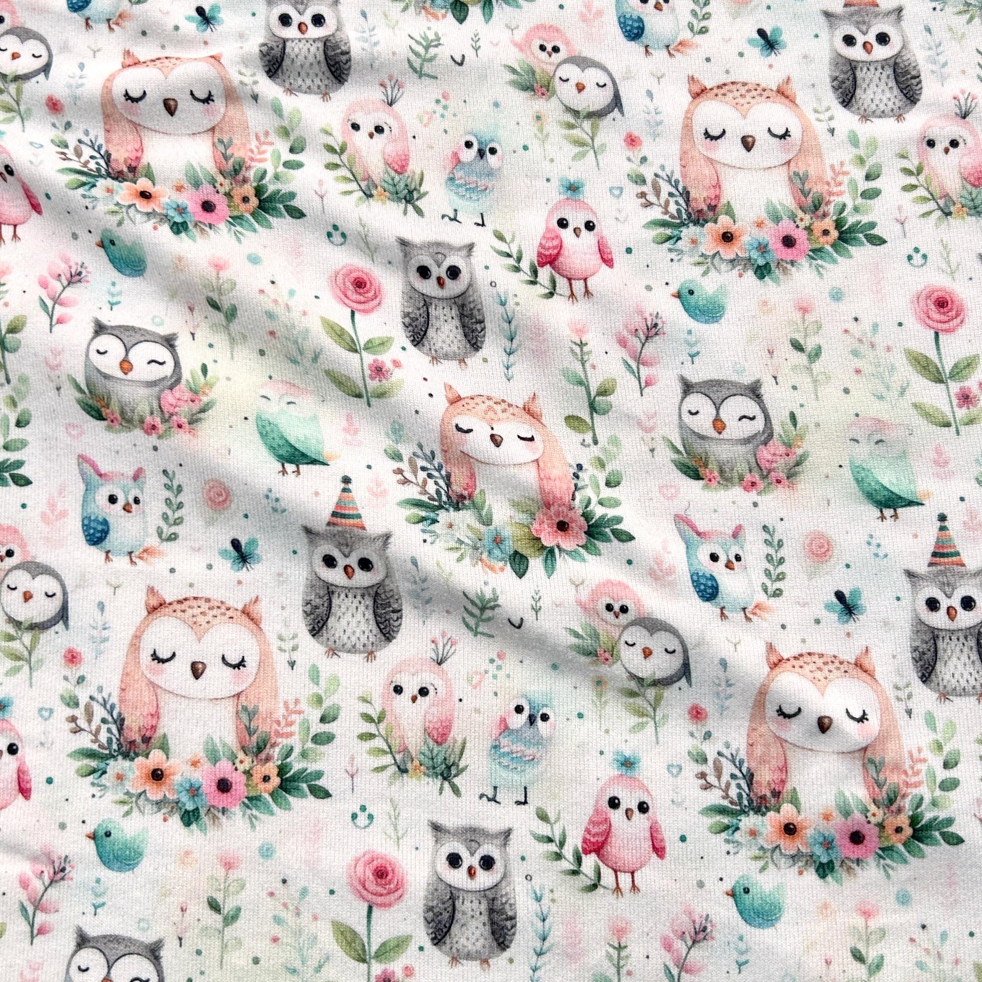 Owl Fabric by the Yard. kids fabric. cute animal fabric.